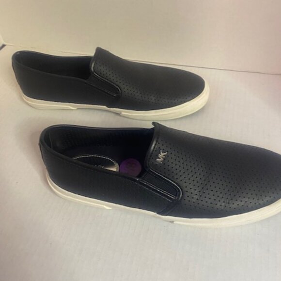 Michael Kors Flat Perforated Slip On Women's Shoes, size 8.5 - Picture 3 of 8